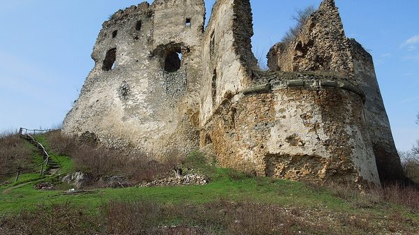 Hrad Čičva - zrúcanina stredovekého hradu